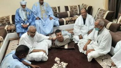 صورة مرشح سابق لرئاسة موريتانيا يقدم علي خطوة إنسانية رائعة “تفاصيل”