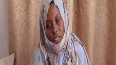 صورة نواكشوط :سيدة تتهم قابلة بإستبدال وليدها