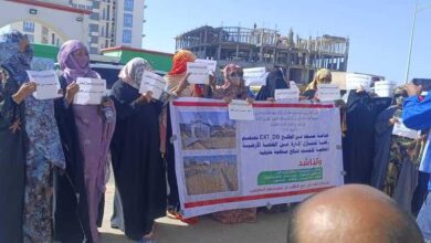 صورة جماعة مسجد عين الطلح ترد علي بيان وزارة الشؤون الاسلامية : نأسف لاستخدام وزارة الشؤون الإسلامية لعبارة “اللغط” في وصف تفاعل المصلين مع هدم مسجدهم.