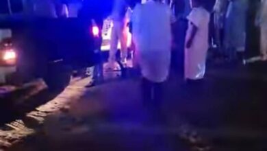 صورة تعرض عنصر أمن لطعنات من عصابة مسلحة