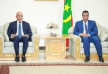 صورة الوزير الأول يستقبل رئيس شركة “غوغاز”