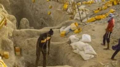 صورة بئر ام اكرين : وفاة منقب وجرح ٱخر بعد انهيار بئر، للتنقيب