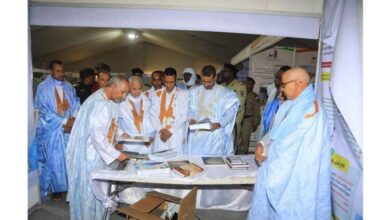 صورة وزيرا الثقافة والشؤون الإسلامية يزوران المعرض المنظم ضمن فعاليات مهرجان مدائن التراث