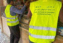 صورة  “عين الرقيب”.. فرق حماية المستهلك تجوب أسواق نواكشوط لمواجهة احتكار المواد الأساسي