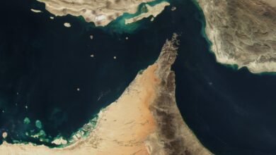صورة مهلة أمريكية لإيران.. ومضيق هرمز على صفيح ساخن