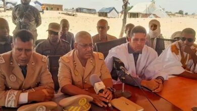 صورة والي الحوض الغربي يحذر من دخول الأراضي المالية لأسباب أمنية