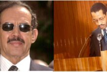 صورة لبرفسور الشيخ سعد بوه كمرا يعزي رئيس موريتانيا الأسبق معاوية ولد سيدي أحمد الطايع في وفاة حرمه