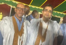 صورة المهندس الخليفة ولد محمد البخاري يشارك في استقبال وفد حزب الإنصاف في واد الناقة