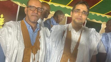 صورة المهندس الخليفة ولد محمد البخاري يشارك في استقبال وفد حزب الإنصاف في واد الناقة